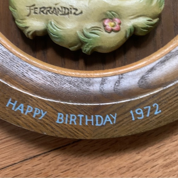 Vintage Fernandez Wood Carved Plate Happy Birthday 1972 Fernandez Picture Frame - Picture 5 of 10